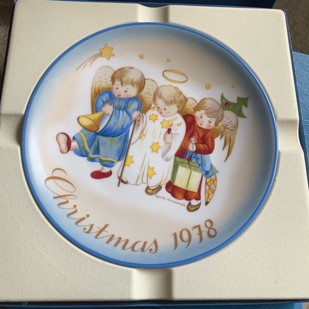 Vintage "Heavenly Trio" Christmas Plate 1978 by Sister Berta Hummel